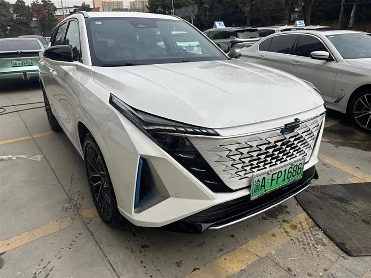 長(zhǎng)安歐尚 長(zhǎng)安歐尚Z6新能源  2023款 智電iDD 150KM旗艦型圖片