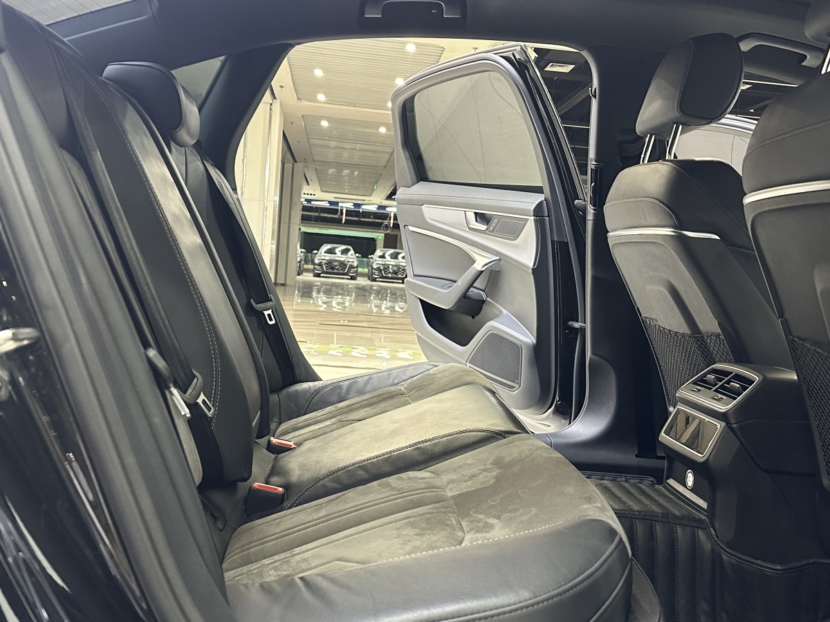 奧迪 奧迪A6L  2020款 45 TFSI 臻選動(dòng)感型圖片