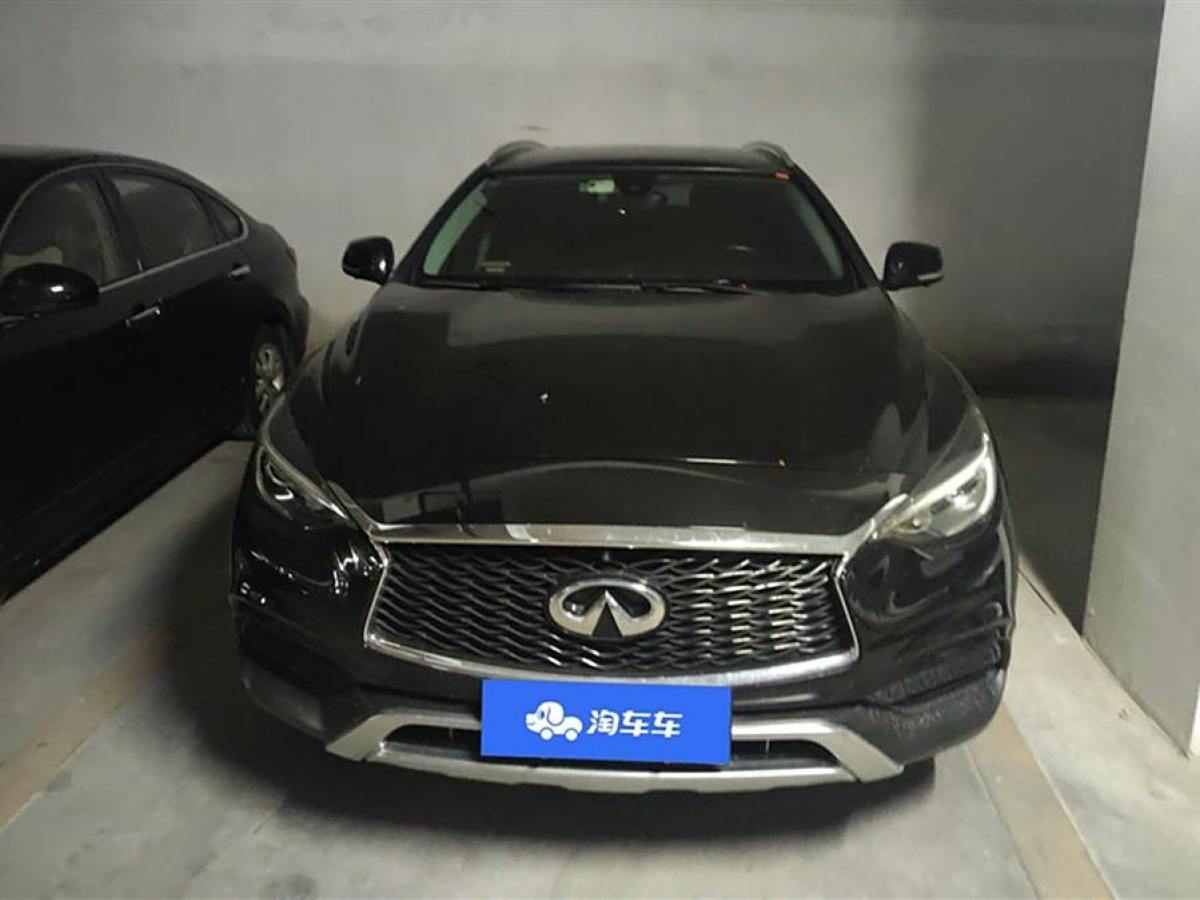 英菲尼迪 QX30  2017款 2.0T 四驅(qū)運動版圖片