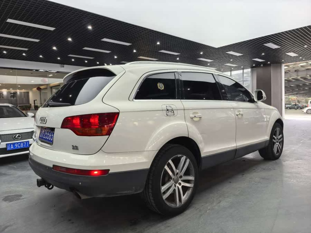 奧迪 奧迪Q7  2007款 3.6 FSI quattro 豪華型圖片