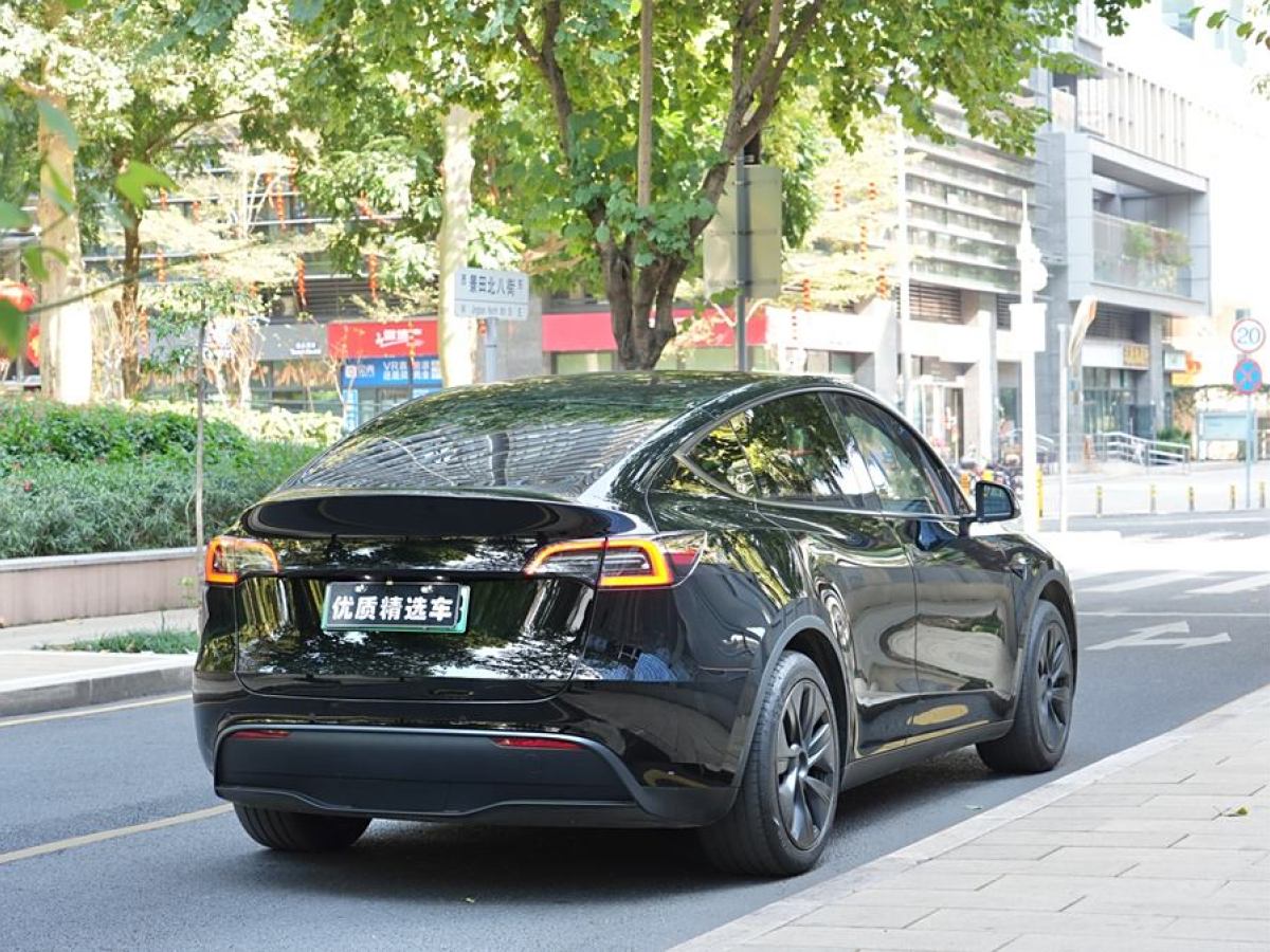 特斯拉 Model 3  2023款 煥新版 后輪驅(qū)動圖片