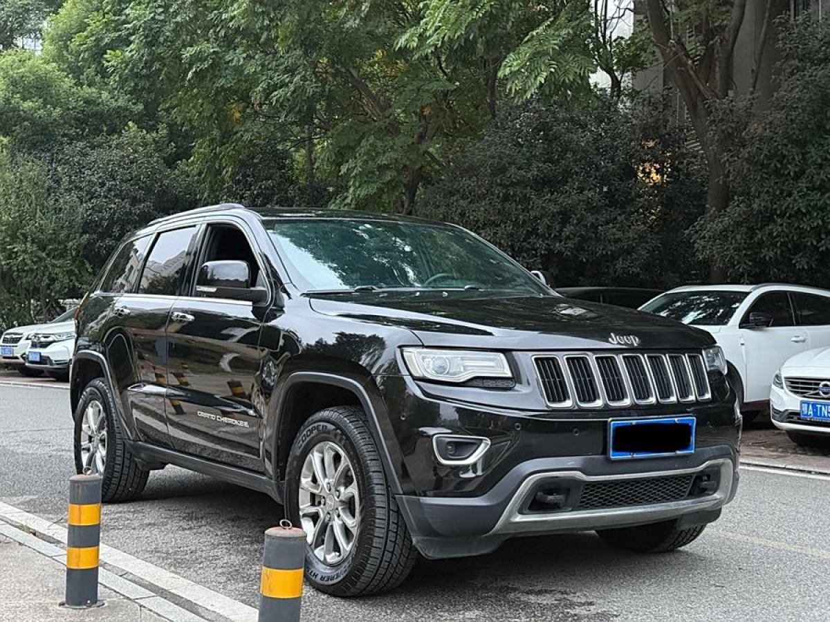 Jeep 大切諾基  2014款 3.6L 精英導(dǎo)航版圖片