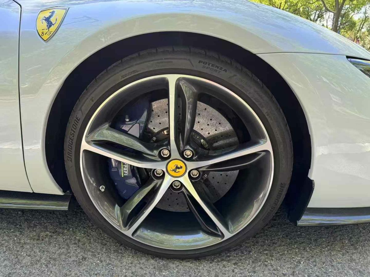 法拉利 Purosangue  2023款 6.5L V12圖片