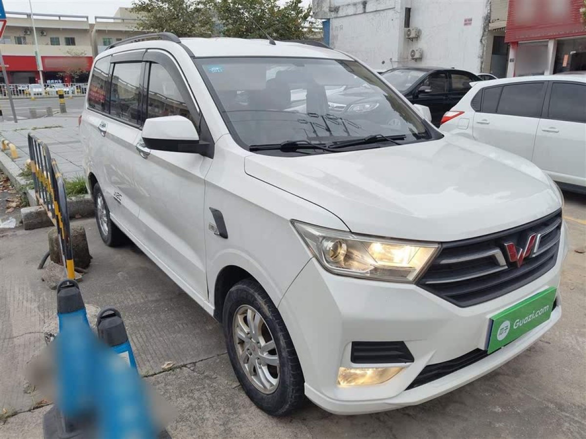 五菱 五菱宏光  2019款 1.5L S舒適型國VI LAR圖片