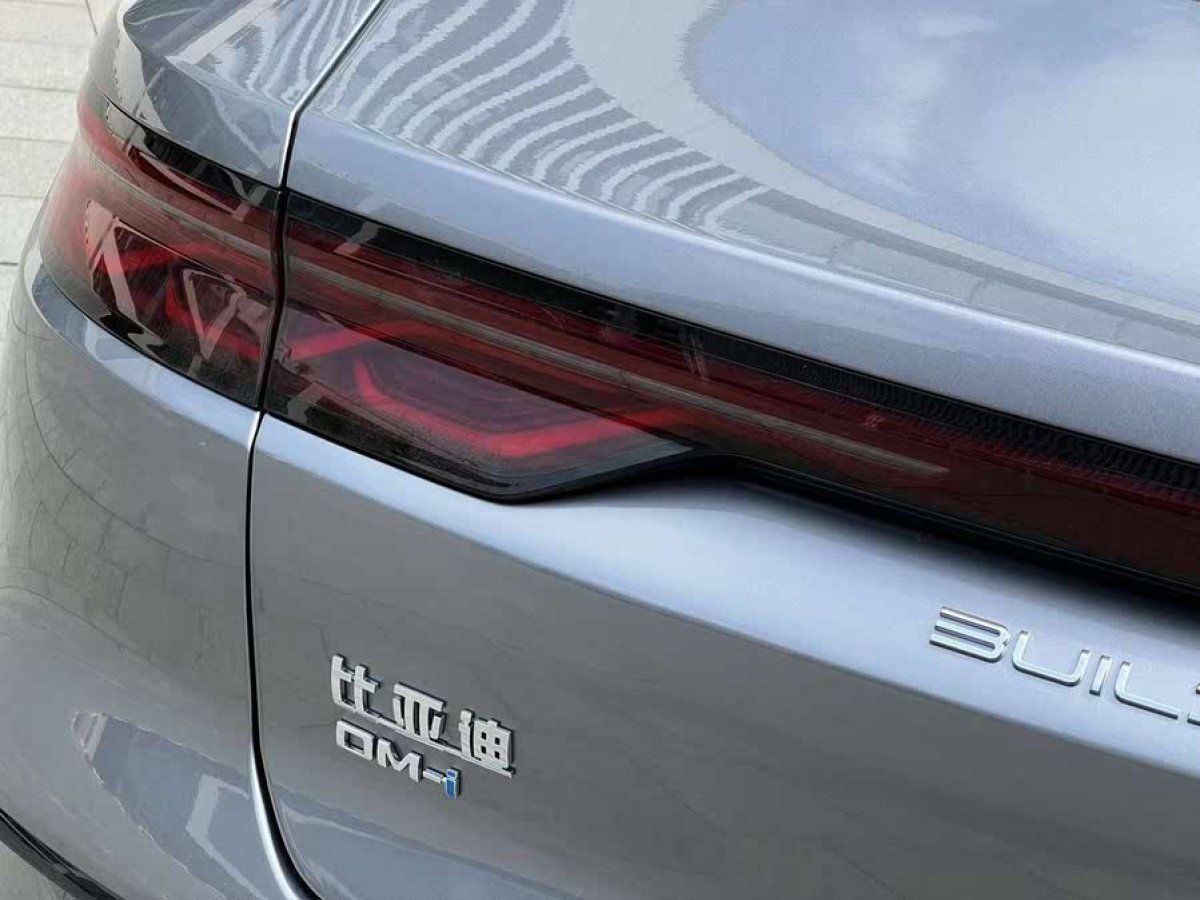 比亞迪 漢  2022款 DM-i 121KM 尊貴型圖片