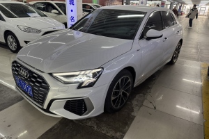 奧迪A3 奧迪 Sportback 35 TFSI 進(jìn)取運(yùn)動型