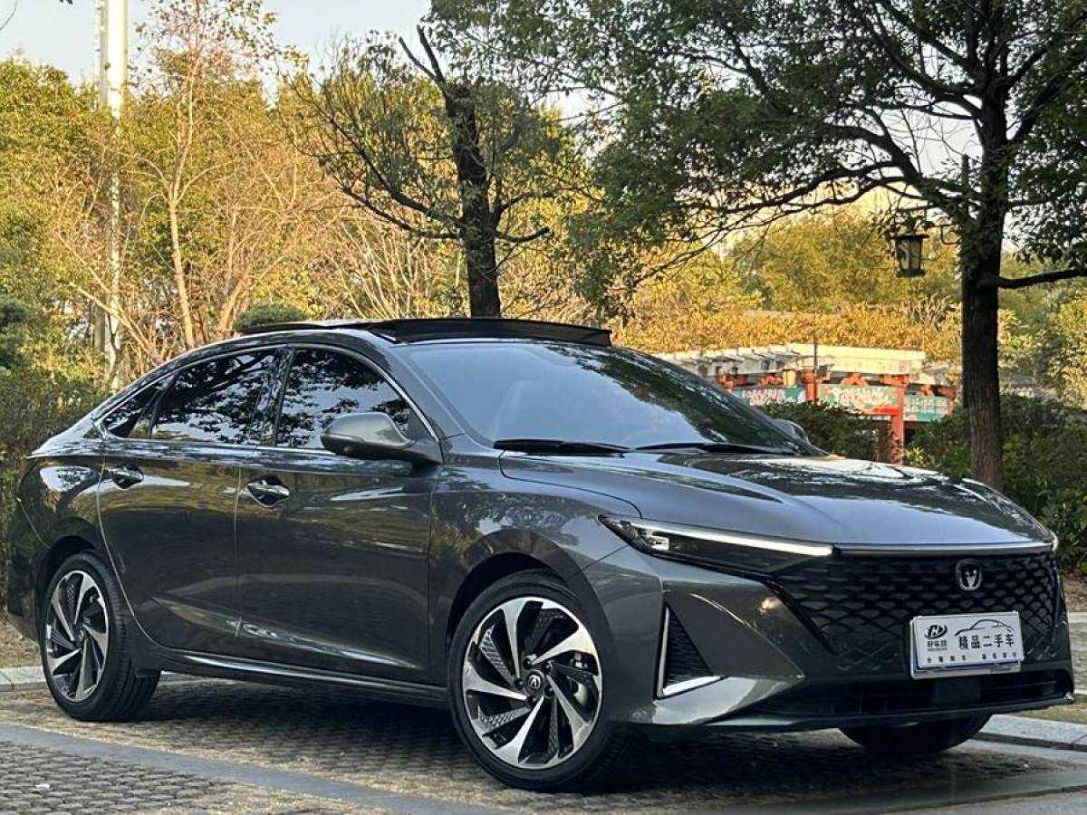 長(zhǎng)安 銳程PLUS  2023款 1.5T DCT領(lǐng)航型圖片