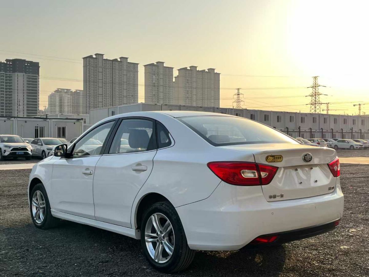 奔騰 B30  2019款 1.6L 自動(dòng)舒適型圖片