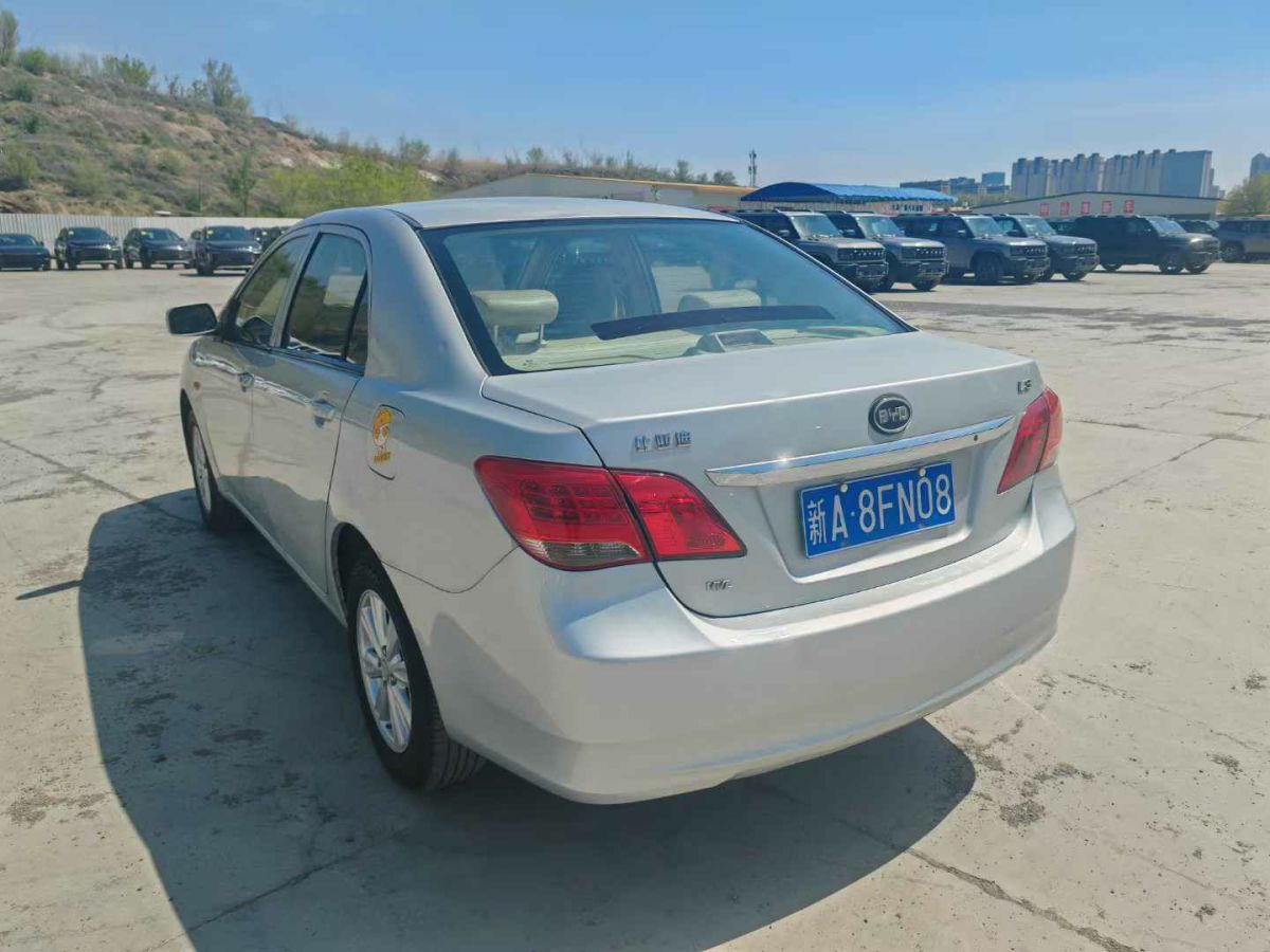 比亚迪 L3  2012款 1.5L 手动尊贵型图片