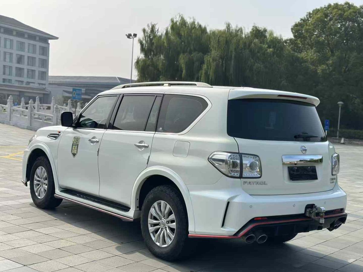 日產(chǎn) 途樂  2018款 4.0L 旗艦型圖片