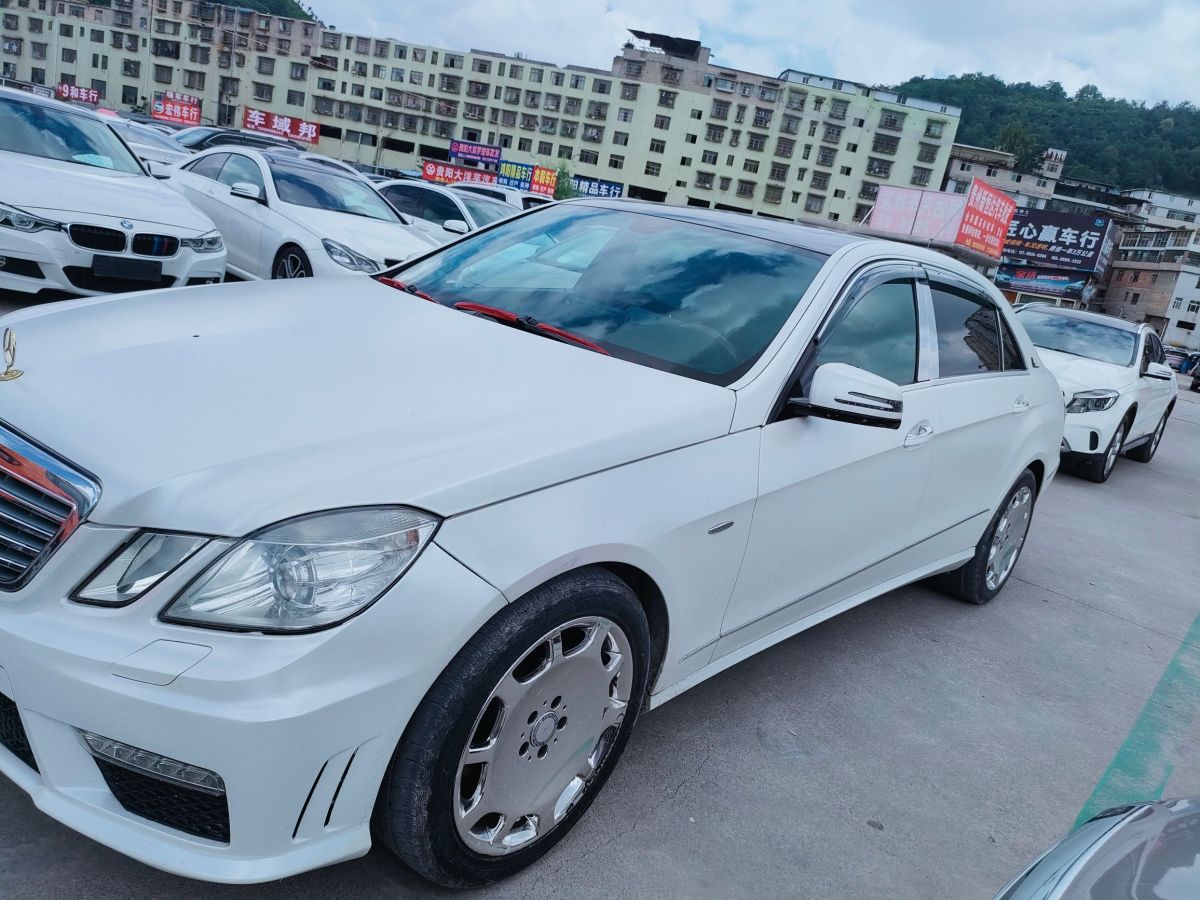 奔馳 奔馳E級(jí)  2013款 E 260 L CGI優(yōu)雅型圖片