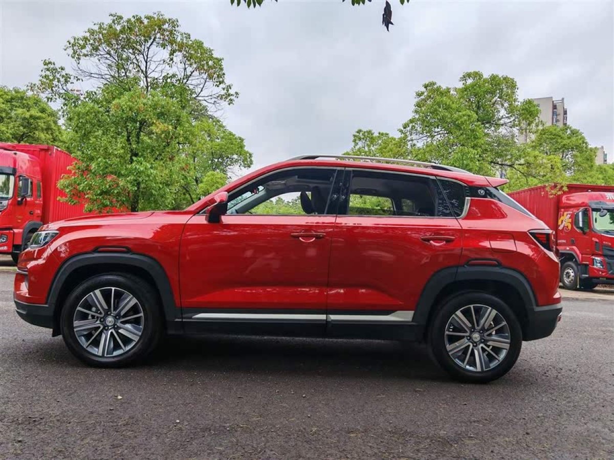 長安 CS35 PLUS  2019款  1.6L 自動酷聯(lián)版 國VI圖片
