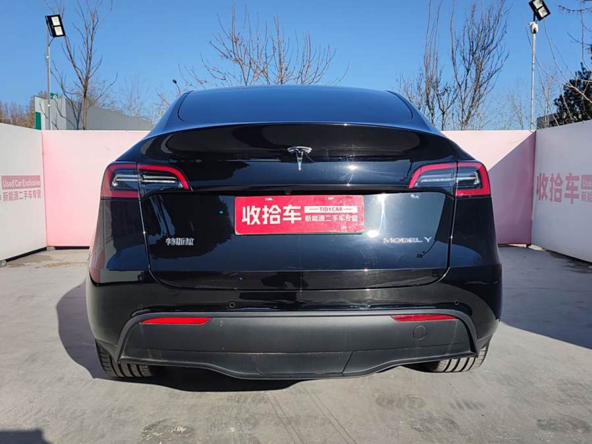 特斯拉 Model 3  2022款 后輪驅(qū)動版圖片