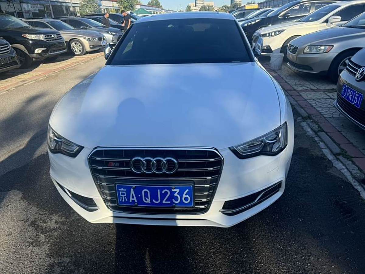 2013年8月奧迪 奧迪S5  2012款 S5 3.0T Sportback