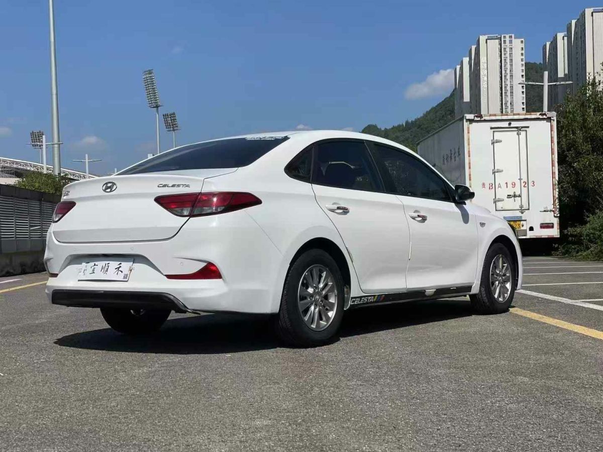 現(xiàn)代 悅動  2018款 1.6L 自動悅目版GL圖片