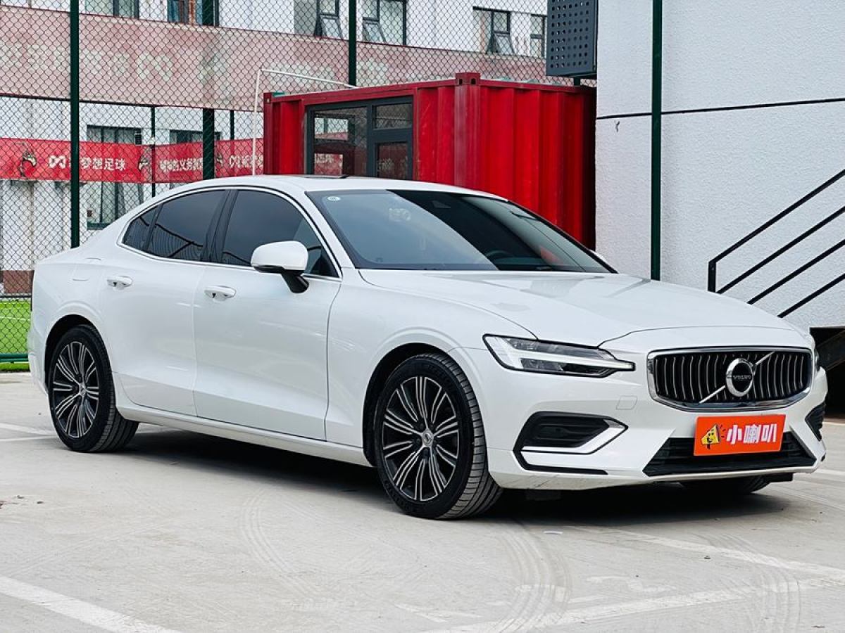 2021年1月沃爾沃 S60L  2021款 T4 智遠(yuǎn)豪華版