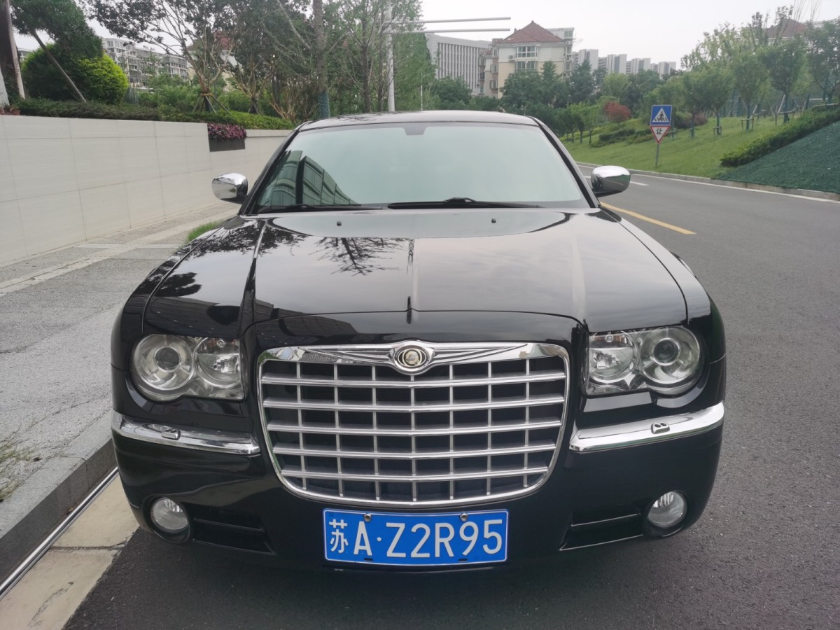 克萊斯勒 300C  2007款 2.7L 商務(wù)版圖片