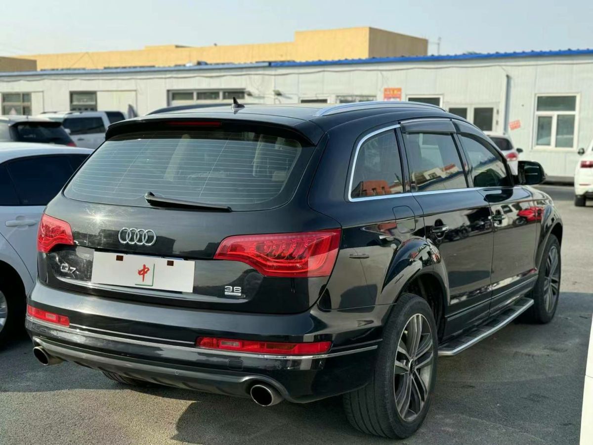 奧迪 奧迪Q7  2009款 Q7 3.6 FSI 技術越野版圖片