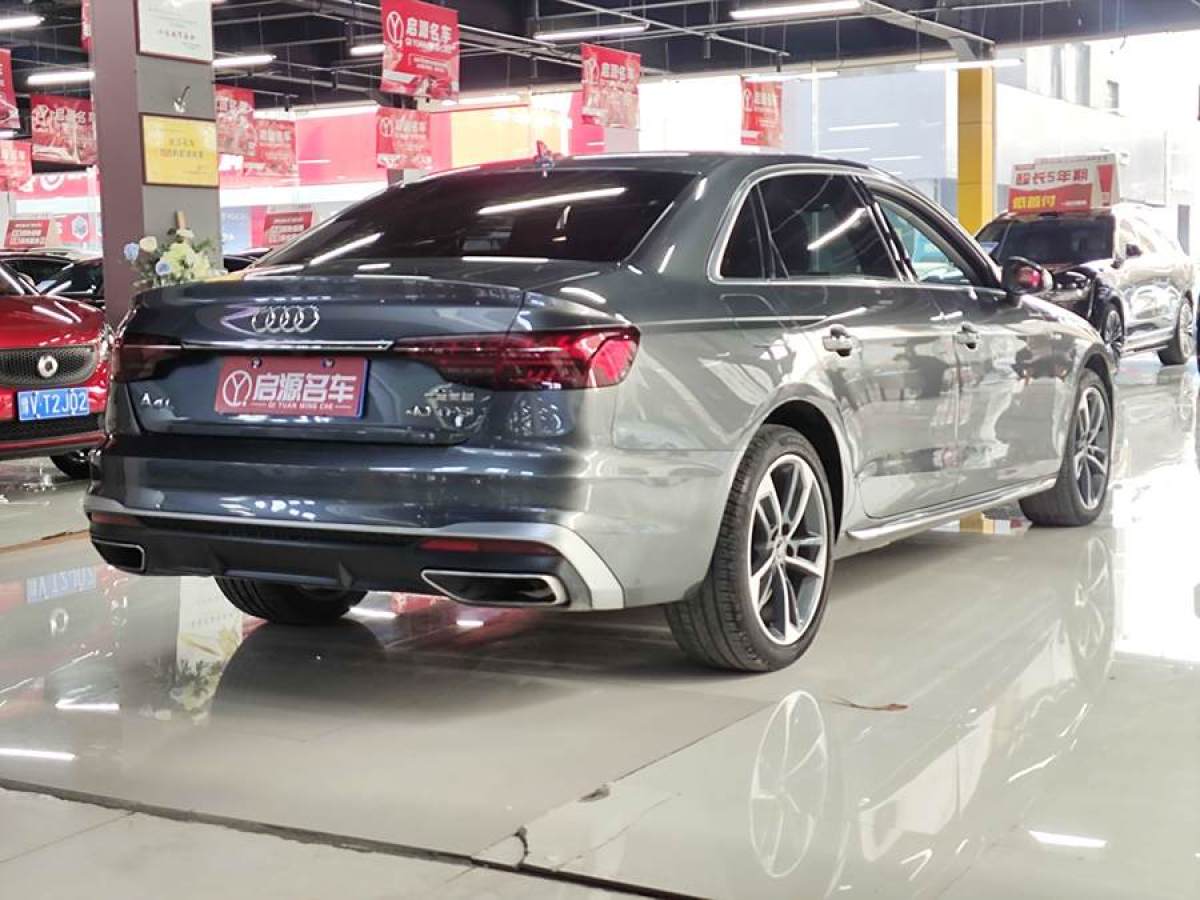 奧迪 奧迪A4L  2022款 40 TFSI 時尚動感型圖片