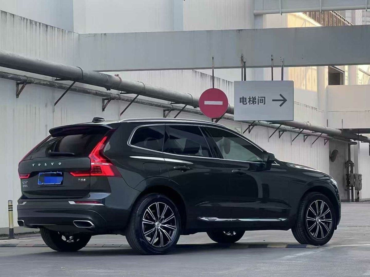 吉利 遠景SUV  2019款  1.8L 手動4G互聯(lián)豪華型 國V圖片