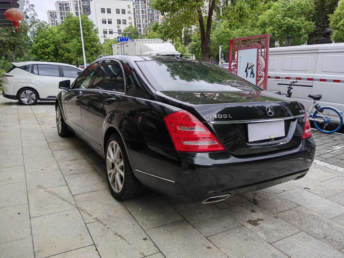 2012年6月奔驰 奔驰S级  2012款 S 400 L HYBRID Grand Edition