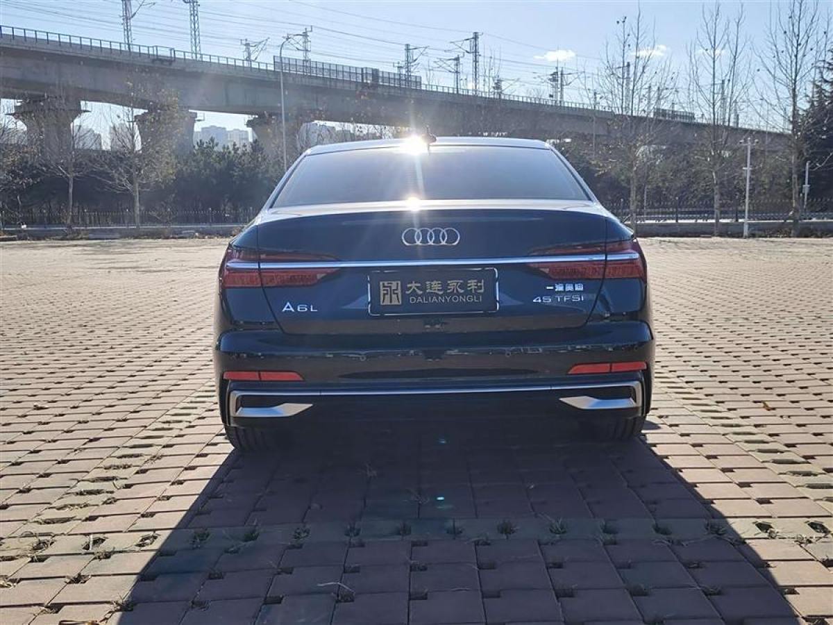 奧迪 奧迪A6L  2023款 改款 45 TFSI 臻選動感型圖片