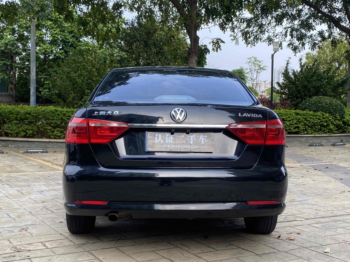 大眾 朗逸  2013款 改款經(jīng)典 1.6L 自動舒適版圖片
