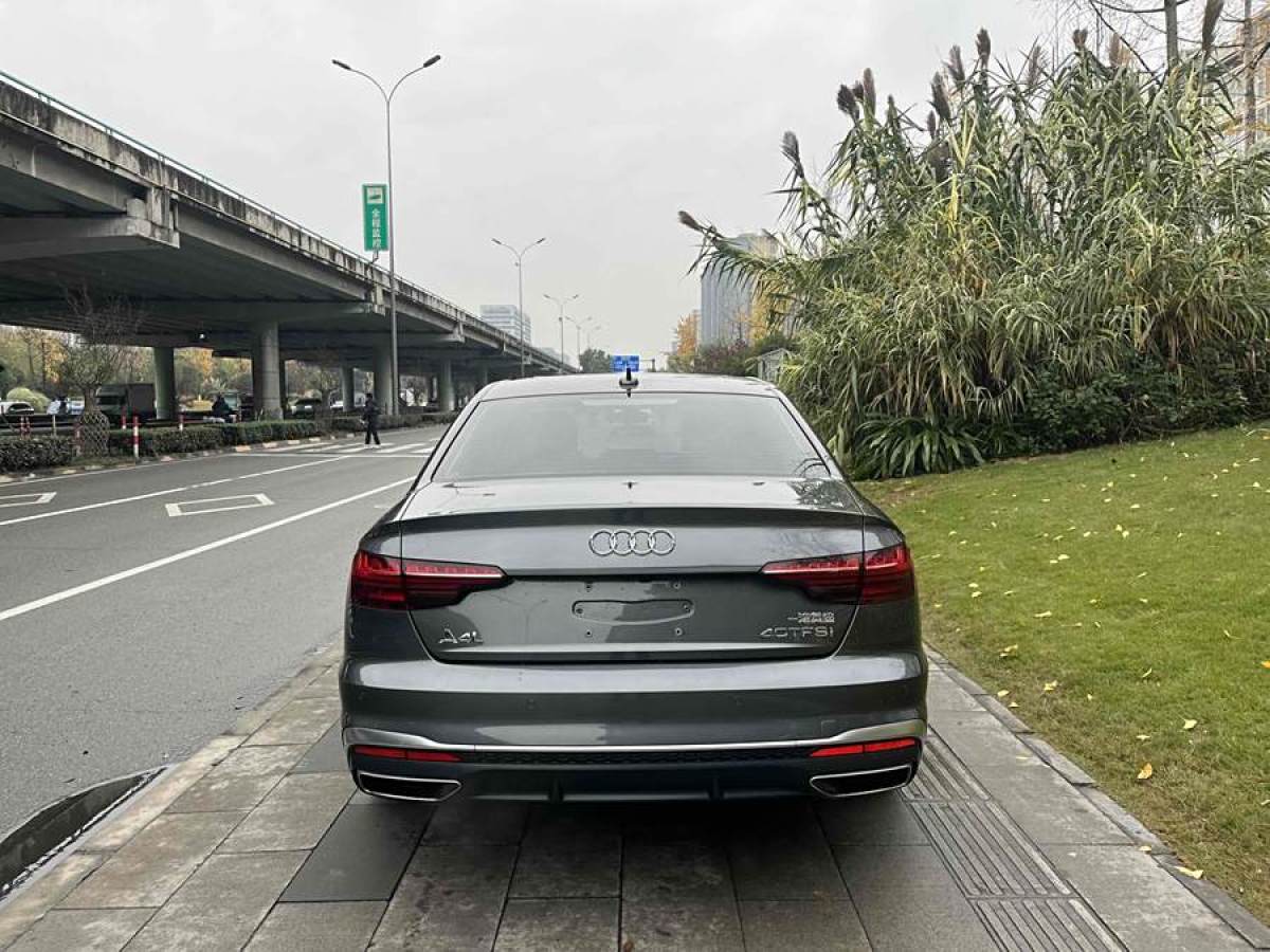 奧迪 奧迪A4L  2020款 40 TFSI quattro 豪華動(dòng)感型圖片