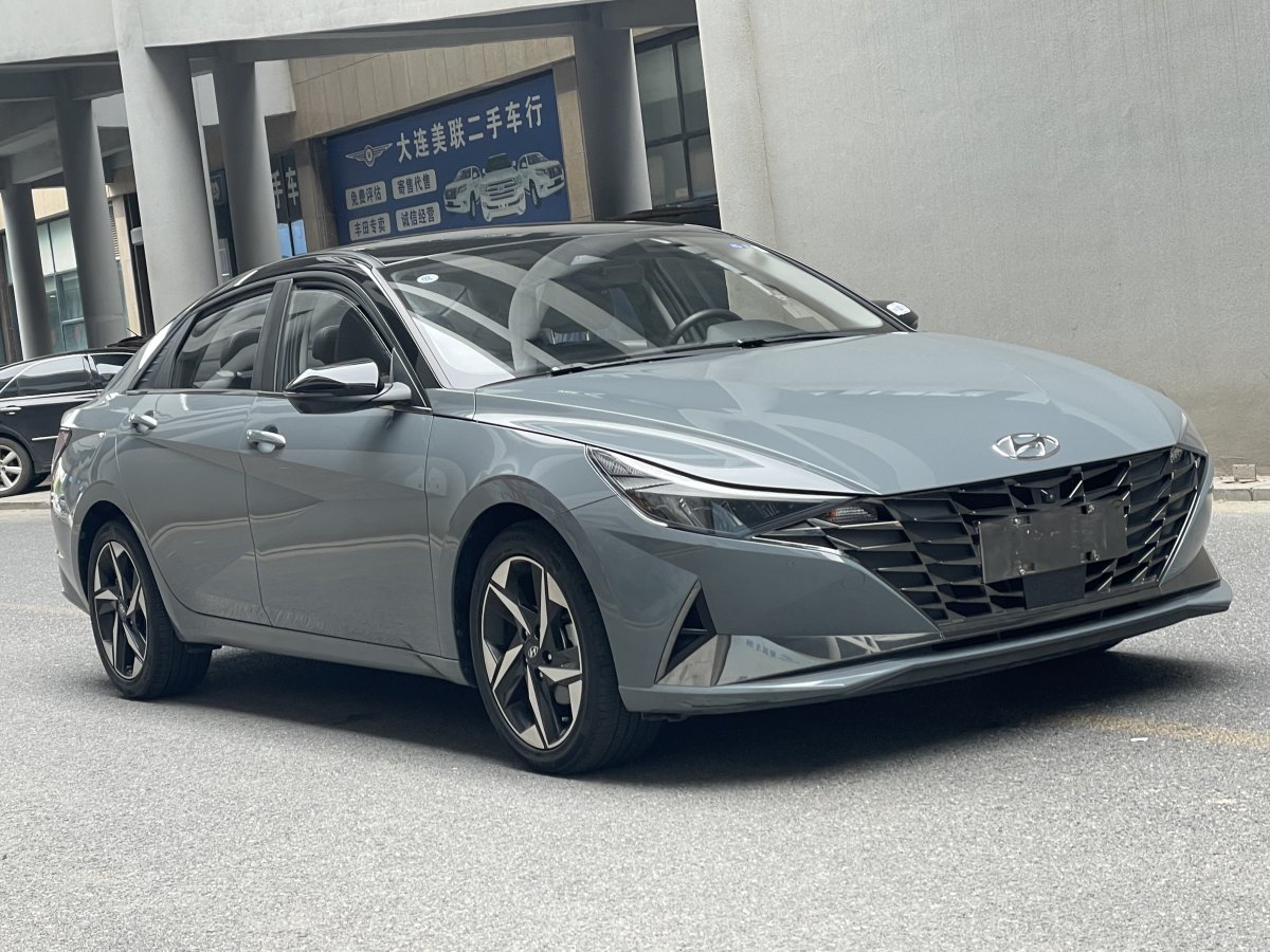 現(xiàn)代 伊蘭特  2023款 1.5L CVT LUX尊貴版圖片