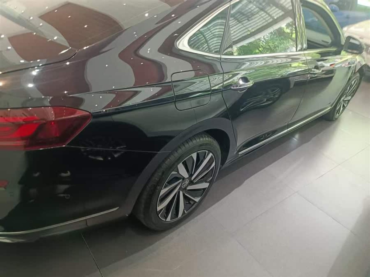 大眾 帕薩特  2022款 330TSI 星空豪華版圖片