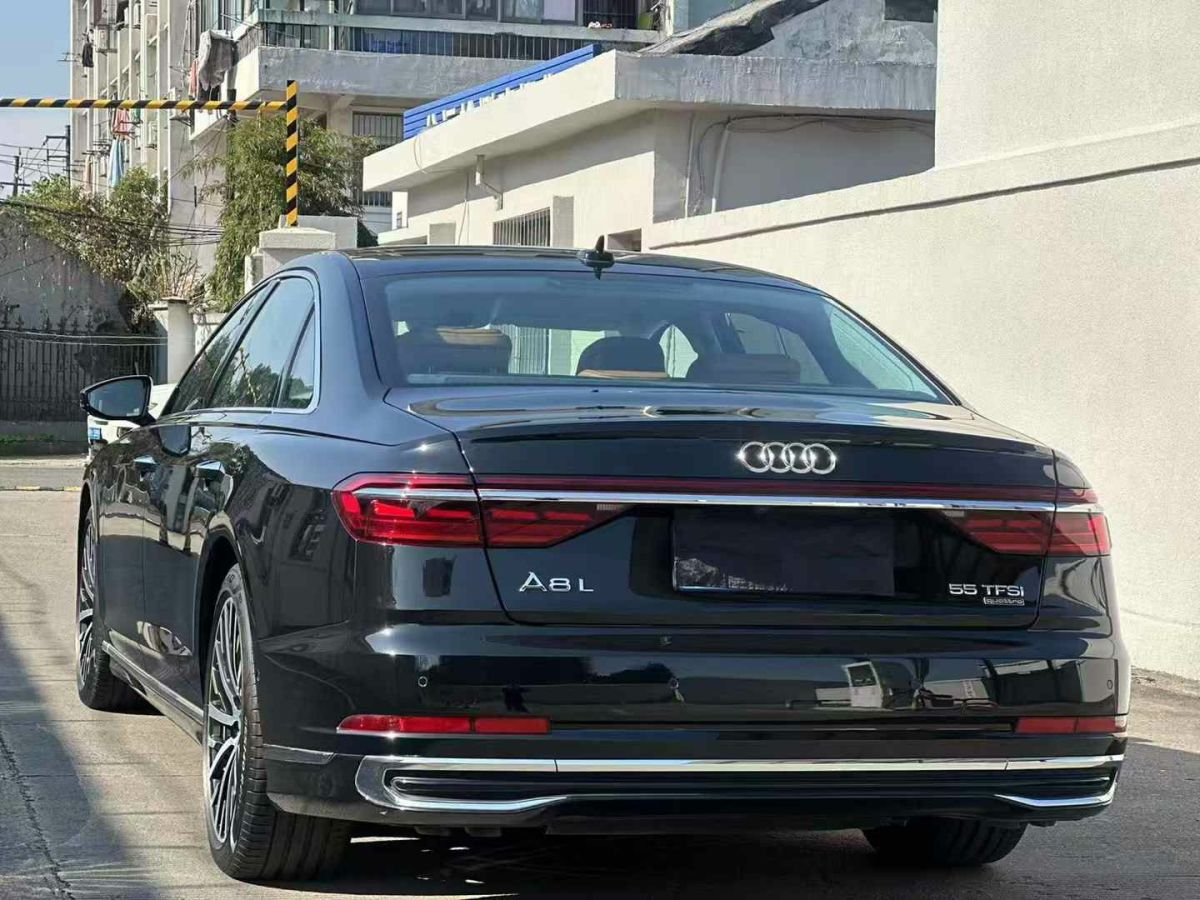 奧迪 奧迪A8  2024款 A8L 60 TFSI quattro圖片