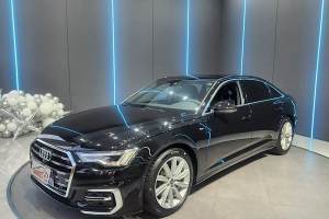 奥迪A6L 奥迪 改款 45 TFSI 臻选动感型