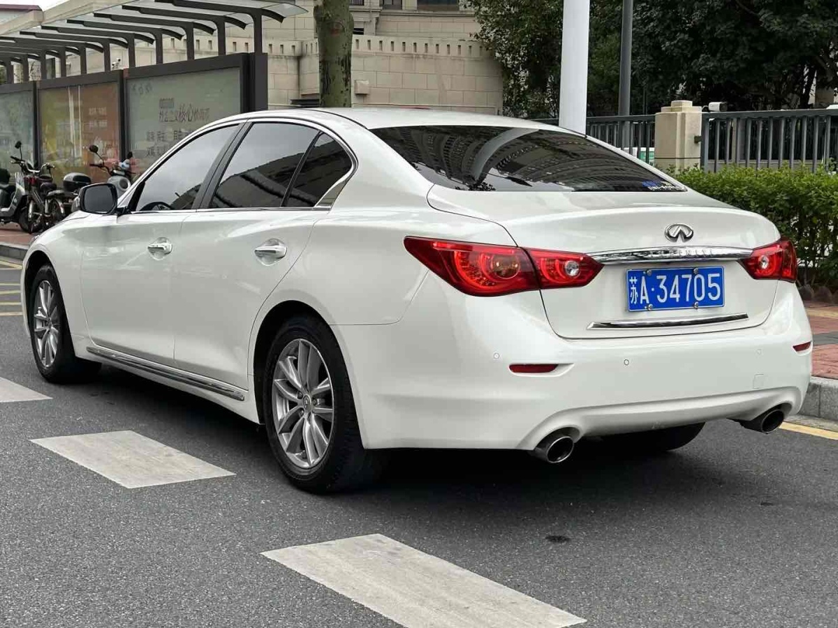 英菲尼迪 Q50L  2016款 2.0T 舒適版圖片