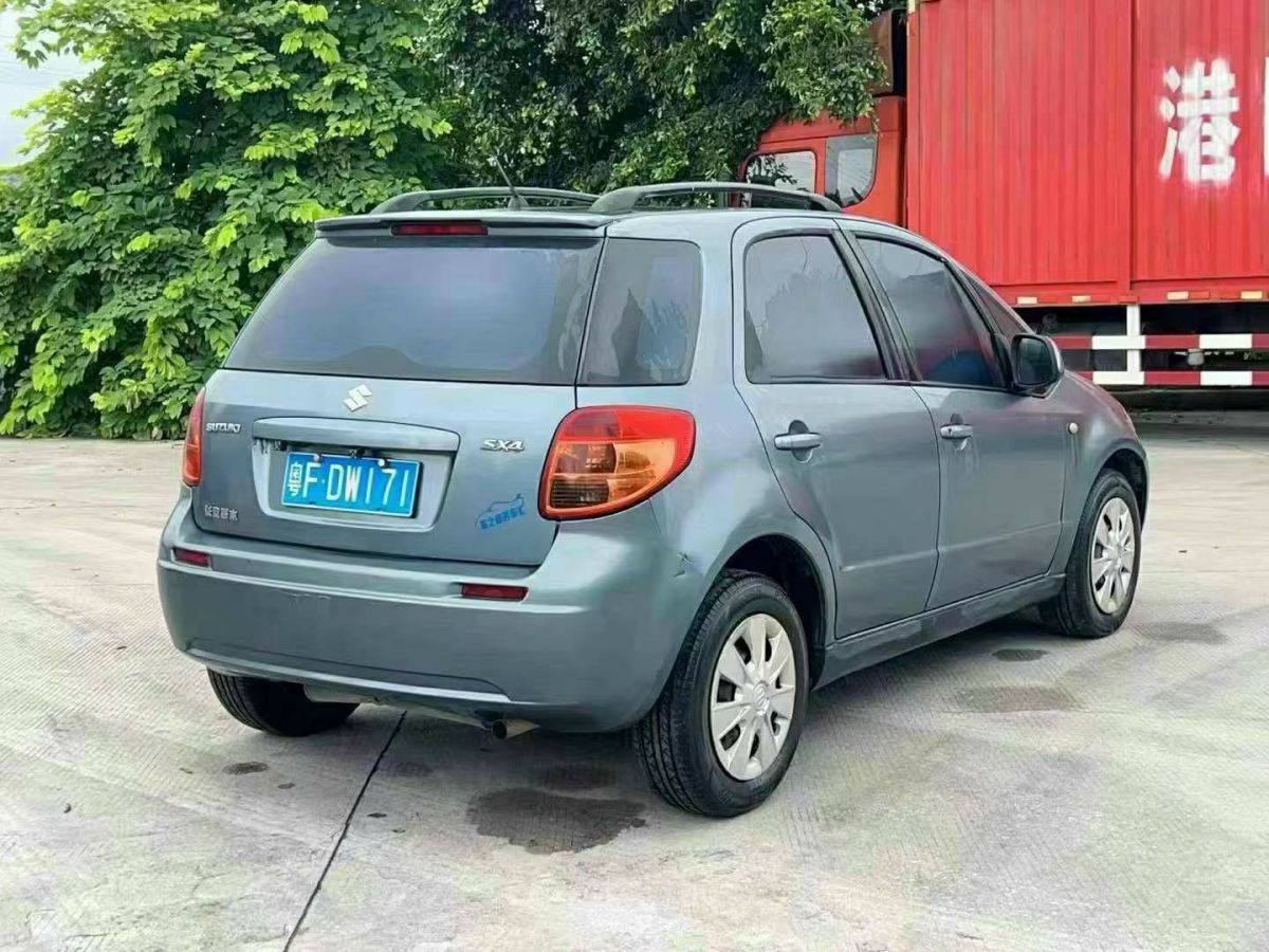 鈴木 天語(yǔ)  2011款 SX4 1.6L 兩廂靈動(dòng)型圖片