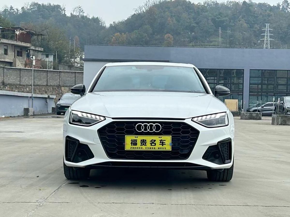 奧迪 奧迪A4L  2023款 40 TFSI 豪華動(dòng)感型圖片