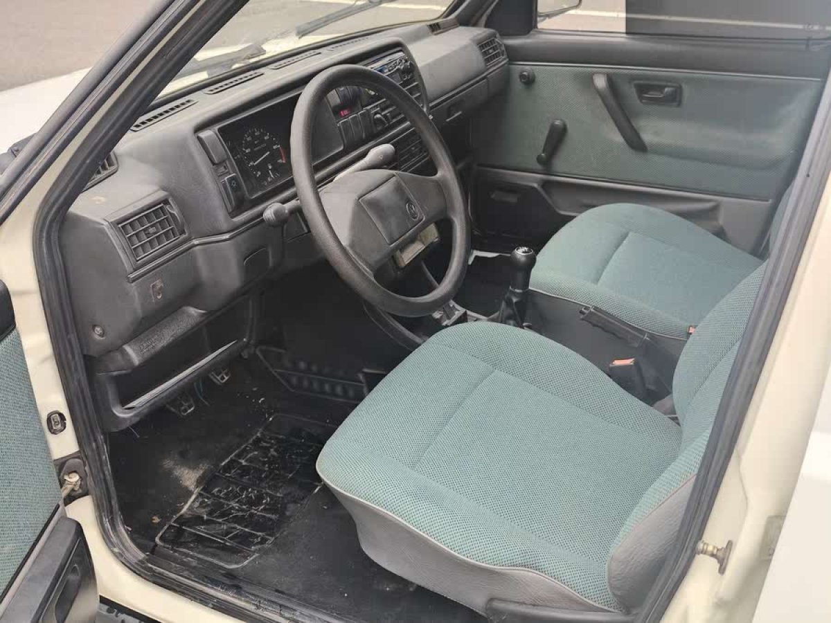 大眾 捷達(dá)  2001款 1.6 GT 捷達(dá)王圖片
