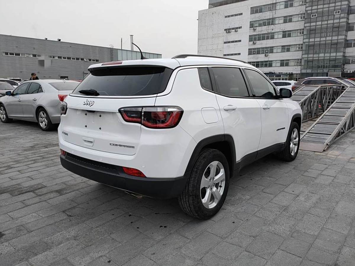 Jeep 指南者  2019款  220T 自動(dòng)悅享版圖片