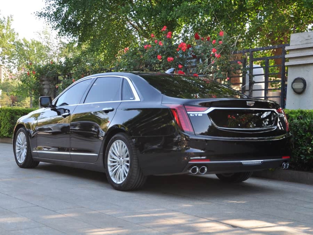 凱迪拉克 CT6  2022款 28T 豪華型圖片