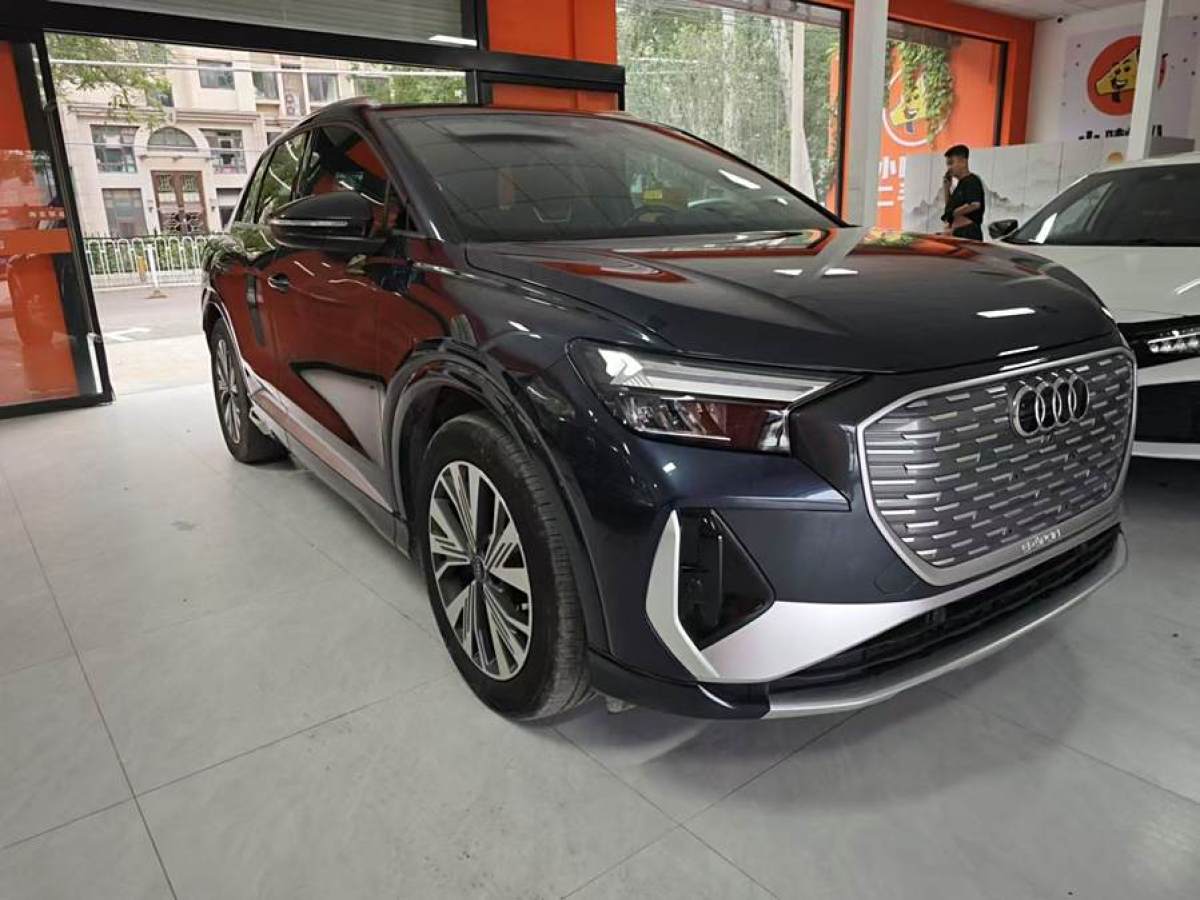 2022年12月奧迪 奧迪Q4 e-tron  2022款 40 e-tron 創(chuàng)行版