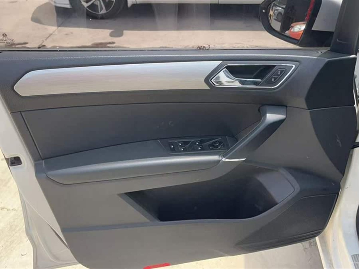 大眾 途安  2022款 途安L 280TSI DSG舒適版 7座圖片