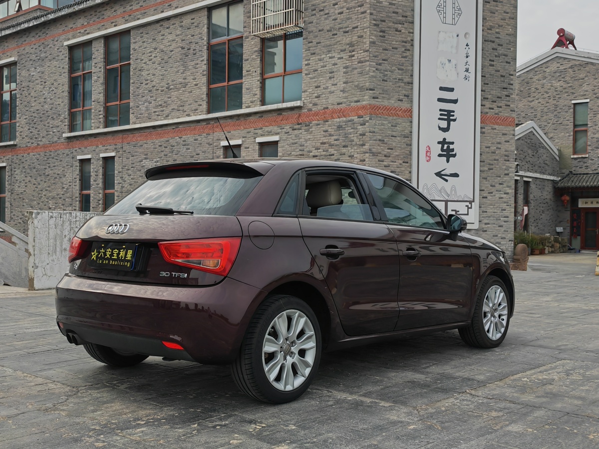 2014年1月奧迪 奧迪A1  2014款 30 TFSI Sportback時(shí)尚型