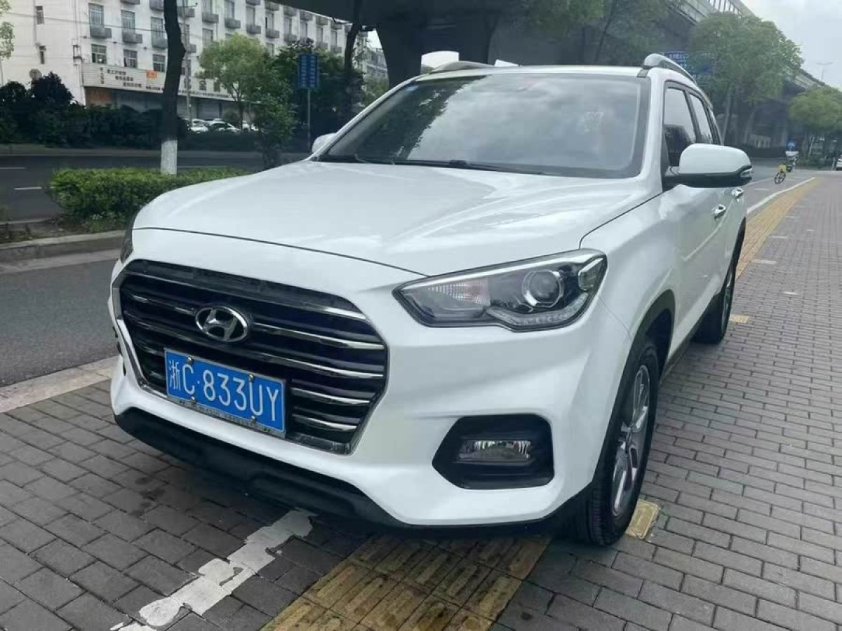 現(xiàn)代 ix35  2019款 2.0L 自動(dòng)兩驅(qū)智勇?暢享版 國(guó)VI圖片