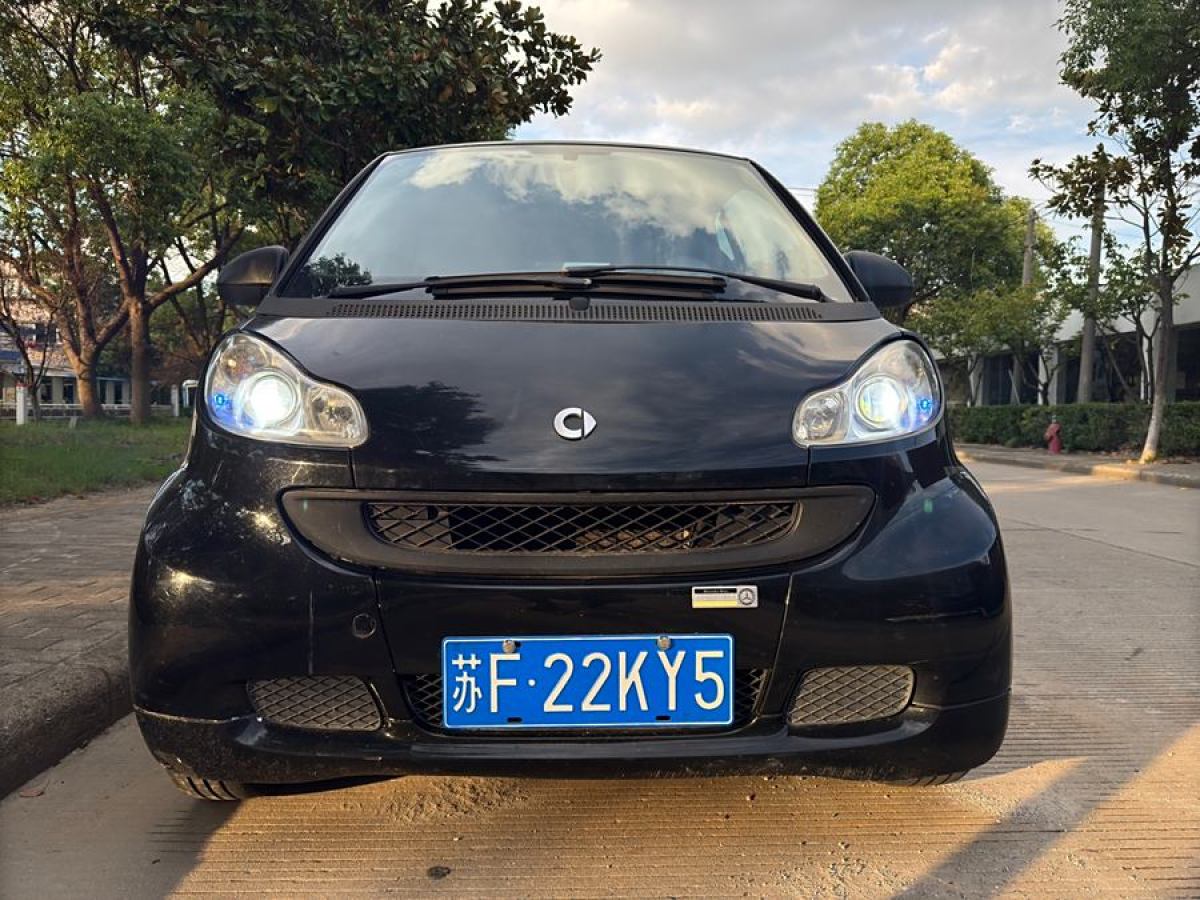 2012年5月smart fortwo  2012款 1.0 MHD 硬頂烈焰特別版