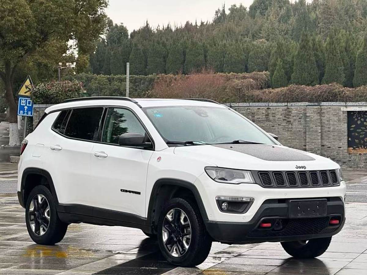 Jeep 指南者  2017款 200TS 自動高性能四驅(qū)版圖片