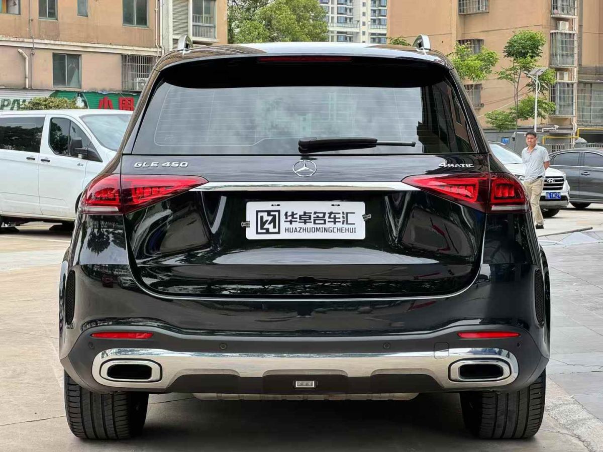 奔馳 奔馳GLE  2020款  GLE 350 4MATIC 時(shí)尚型圖片