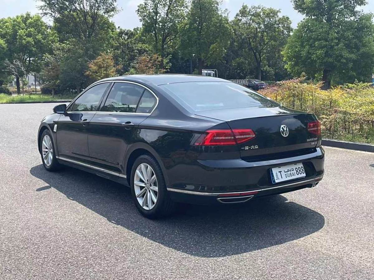 大眾 邁騰  2019款  330TSI DSG 領(lǐng)先型 國(guó)VI圖片