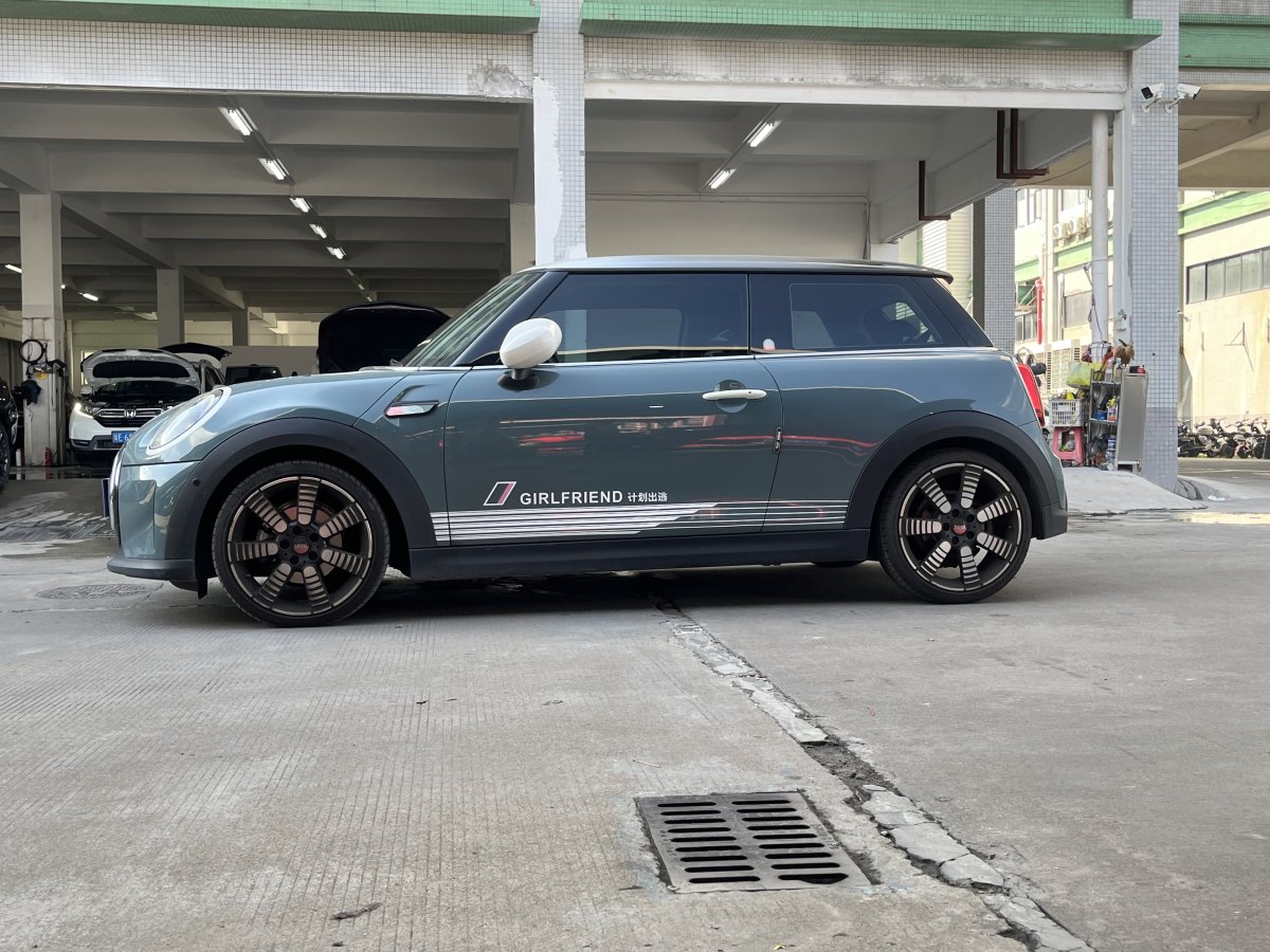 MINI MINI  2023款 1.5T COOPER 弧光特別版圖片