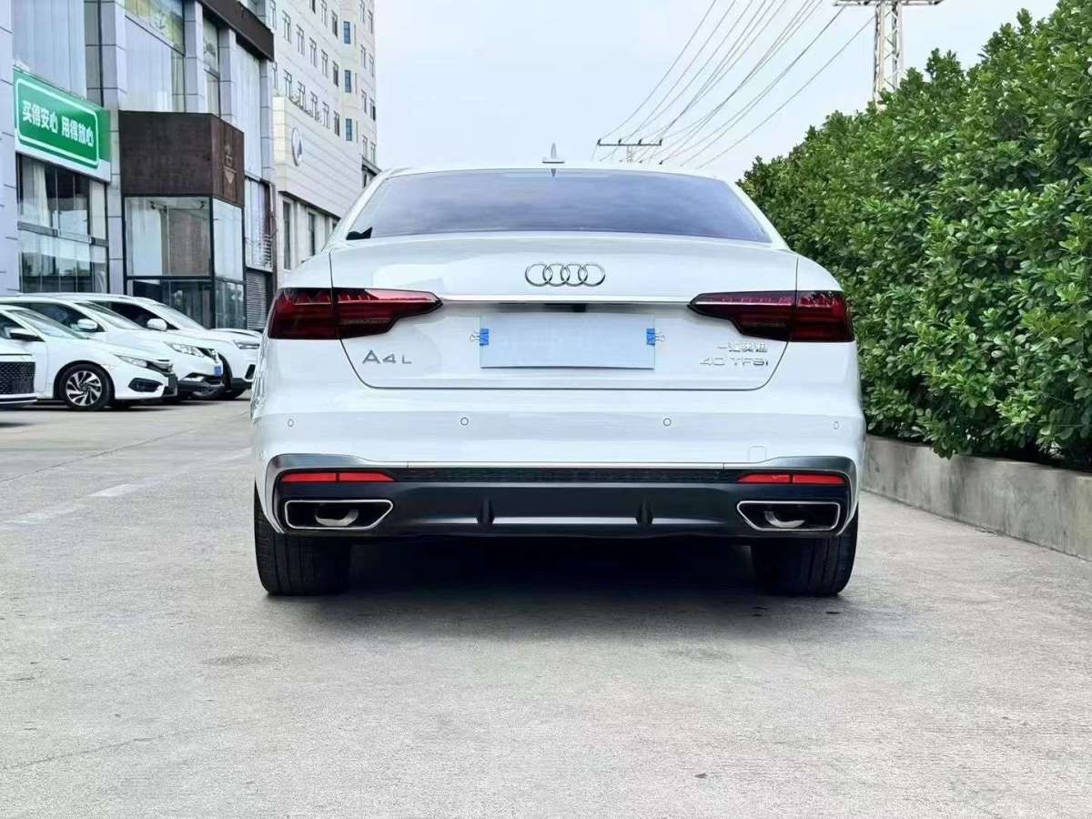 奧迪 奧迪A4L  2020款 40 TFSI 豪華動(dòng)感型圖片