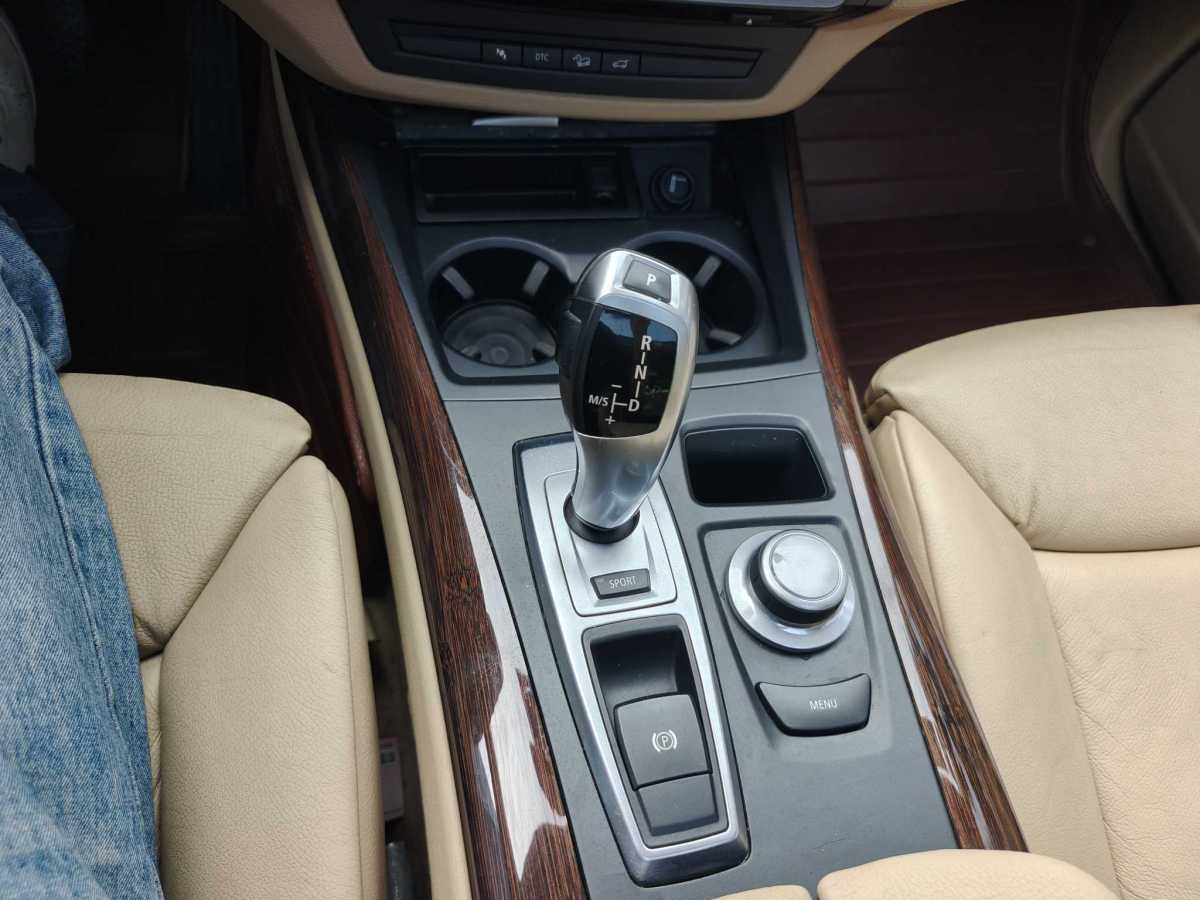 寶馬 寶馬X5  2008款 xDrive48i豪華型圖片
