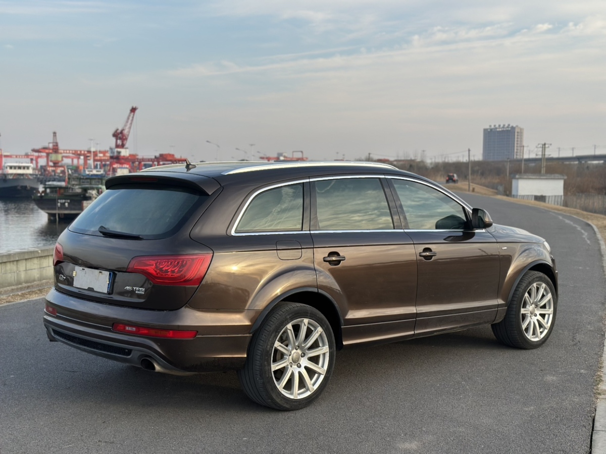 奧迪 奧迪Q7  2014款 35 TDI 運動型圖片